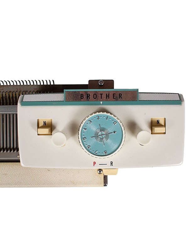 BROTHER neulekone + ohjekirja - Käsityö - 10105423786 - 5