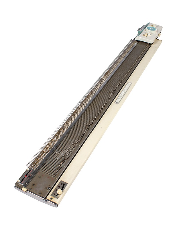 BROTHER neulekone + ohjekirja - Käsityö - 10105423786 - 6