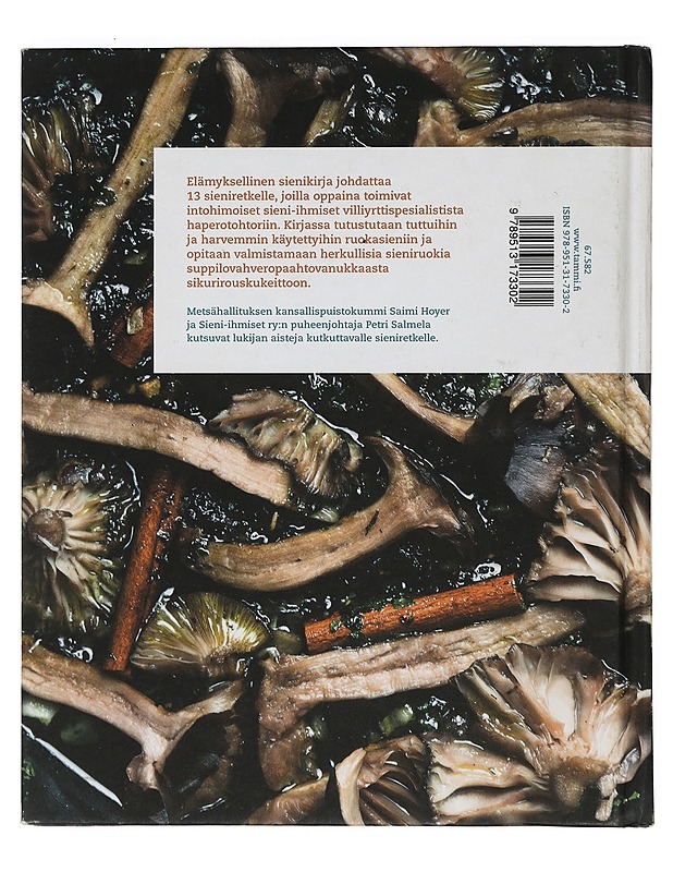 Sieniä & ihmisiä - Hoyer, Saimi - Tietokirjat ja oppaat - 10105424069 - 1