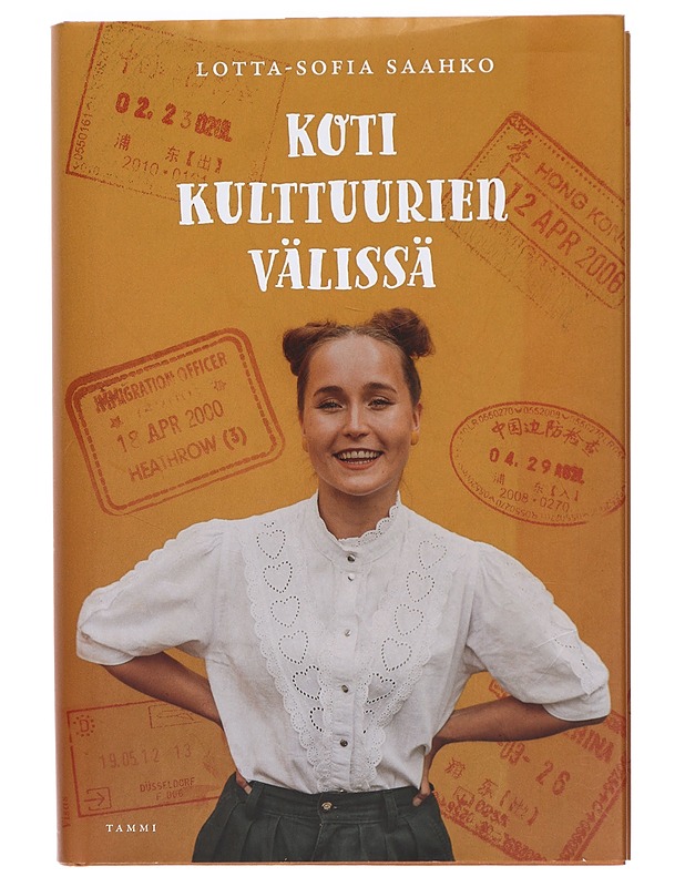 Koti kulttuurien välissä - Lotta-Sofia Saahko - Elämäkerrat ja muistelmat - 10105424985 - 0