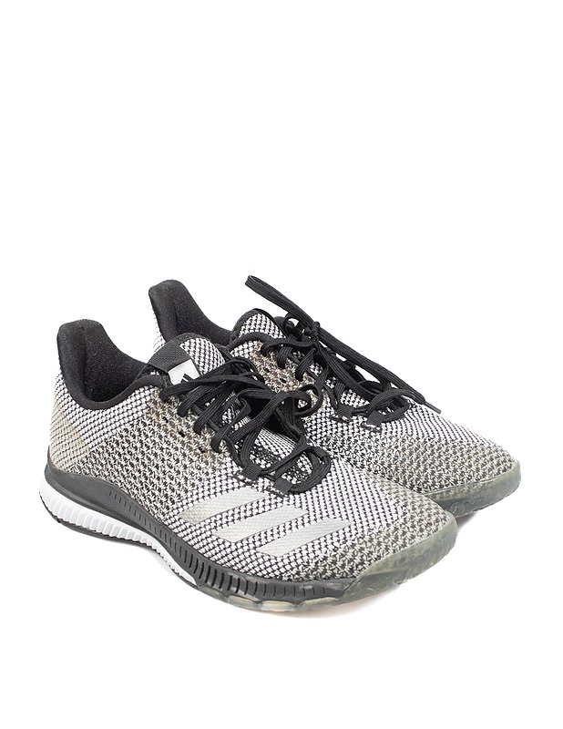 ADIDAS sisäpelikengät, 39 1/3 - Naisten kävelykengät ja tennarit - 10105425001 - 0