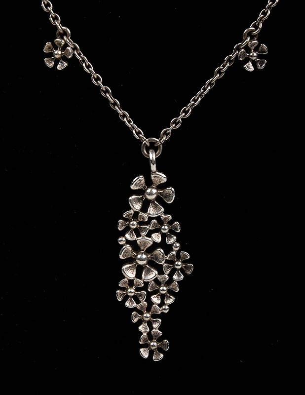 LUMOAVA Tuomi riipus - Korut - 10105425748 - 1