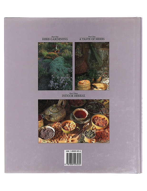 Geraldene Holt's complete book of herbs - Holt, Geraldene - Tietokirjat ja oppaat - 10105426365 - 1