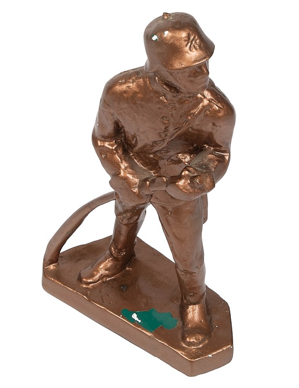 LEO LAUKKANEN Palosotilas kipsiveistos - Koriste-esineet - 10105426922 - 0