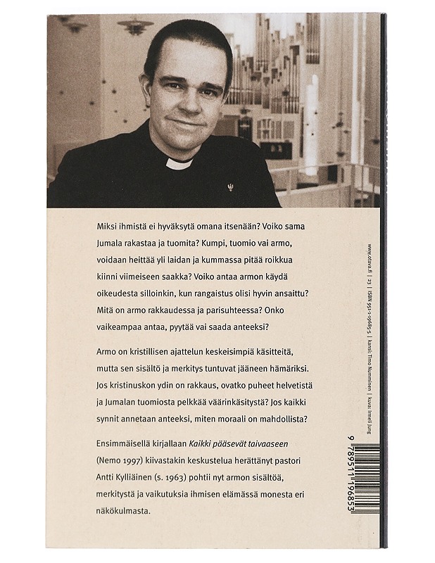 Maan päällä niin kuin taivaassa : Jumalan ja ihmisen armo - Antti Kylliäinen - Tietokirjat ja oppaat - 10105427003 - 1