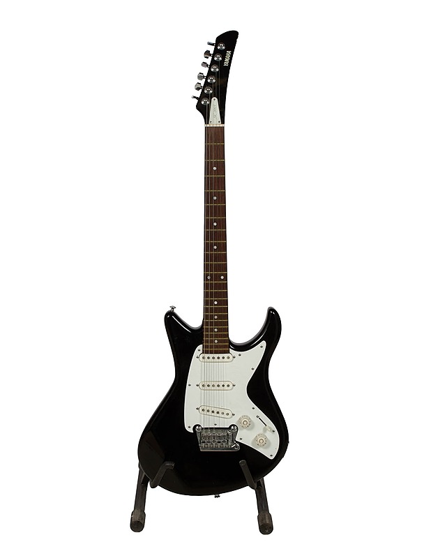 YAMAHA SC-300T sähkökitara - Audio - 10105428045 - 0