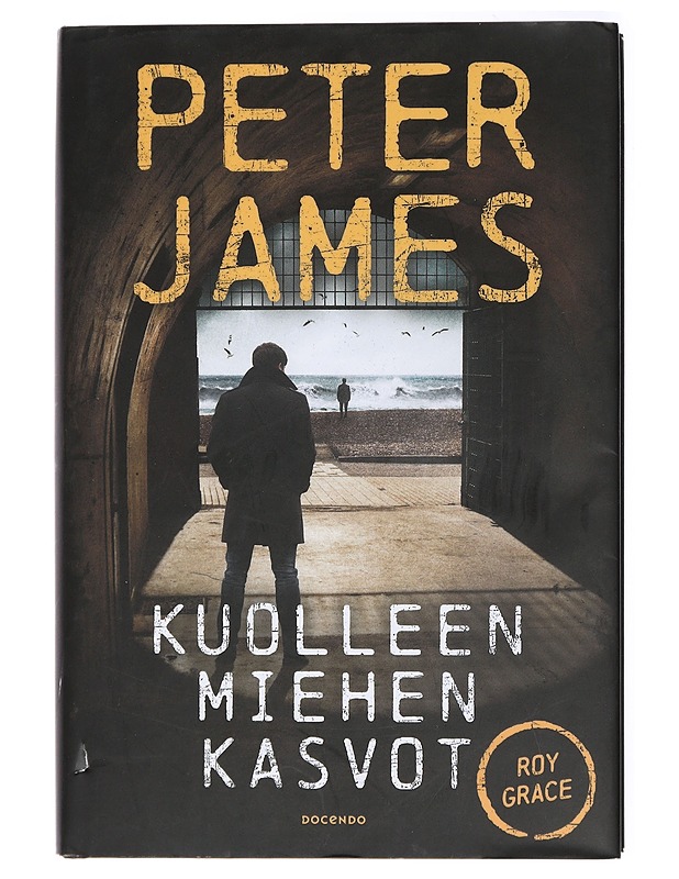 Kuolleen miehen kasvot - James, Peter - Jännitys ja dekkarit - 10105428977 - 0