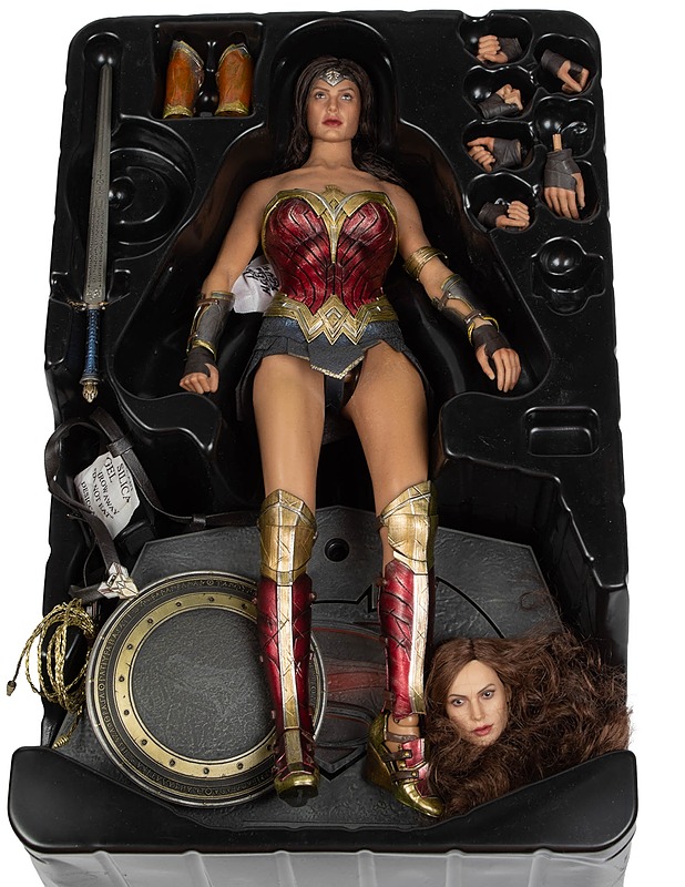 DC COMICS Wonder Woman figuuri - Lasten lelut - 10105431713 - 2