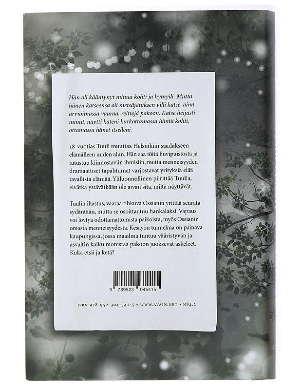 Varjotarha : nuortenromaani - Satu Leisko - Fantasia- ja scifi - 10105433781 - 1