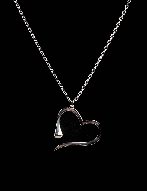 LAUKKA sydan kaulakoru - Korut - 10105434194 - 1