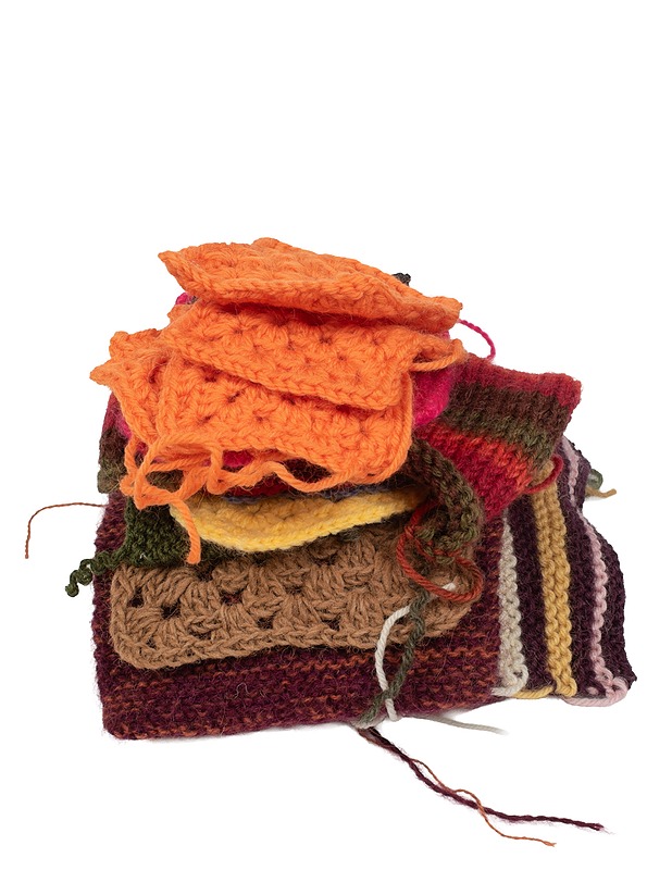 Virkkaus- ja neulepalat, 202 g - Käsityö - 10105434361 - 1