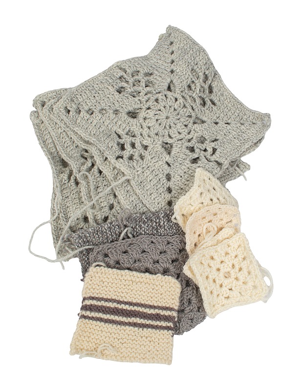 Virkkaus- ja neulepalat, 210 g - Käsityö - 10105434382 - 0