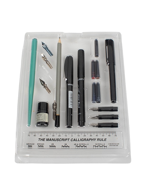 MANUSSCRIPT Class kalligrafiasetti, 21 osaa - Askartelu - 10105435261 - 1