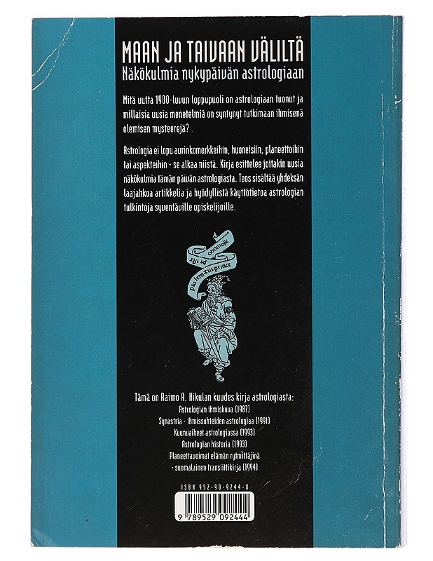Maan ja taivaan väliltä : näkökulmia nykypäivän astrologiaan - Nikula, Raimo - Harrastekirjat - 10105436159 - 1