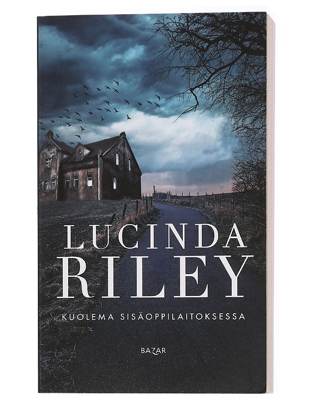 Kuolema sisäoppilaitoksessa - Riley, Lucinda - Jännitys ja dekkarit - 10105436460 - 0