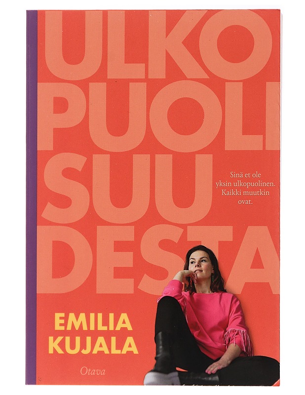 Ulkopuolisuudesta - Emilia Kujala - Tietokirjat ja oppaat - 10105437207 - 0