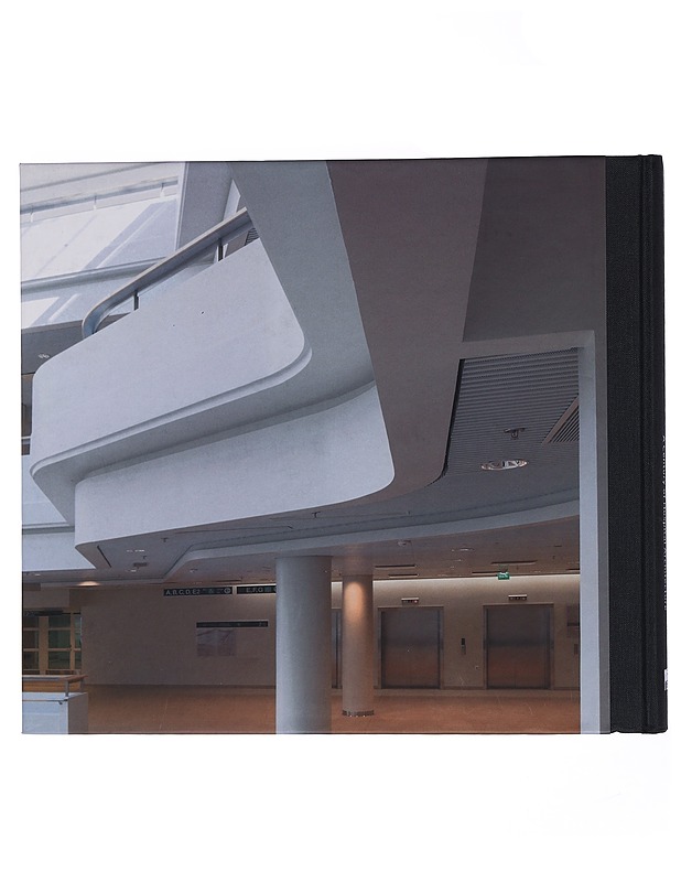 Vuosisata Sairaala Arkkitehtuuria - A Century of Hospital Architecture - Mikael Paatela - Tietokirjat ja oppaat - 10105437642 - 1