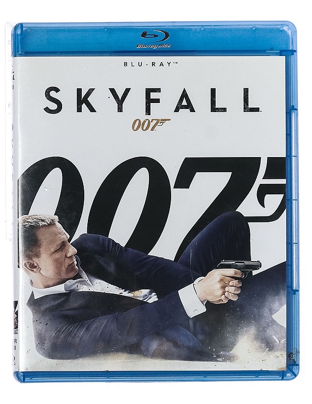 Skyfall - Blu-Ray - Blu-ray-levyt - 10105437803 - 0