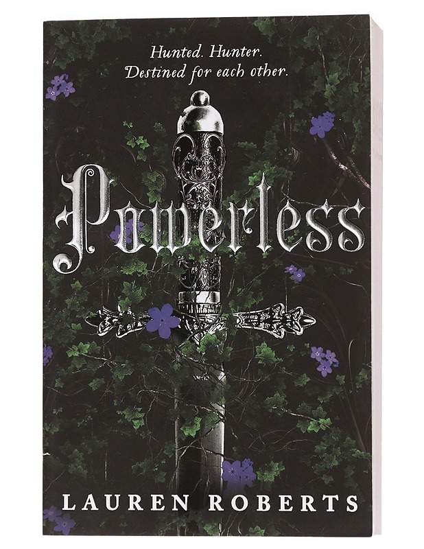 Powerless - Lauren Roberts - Nuorten kirjat - 10105439069 - 0