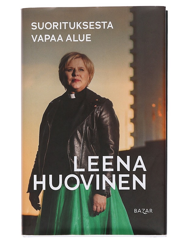 Suorituksesta vapaa alue - Leena Huovinen - Elämäkerrat ja muistelmat - 10105439602 - 0
