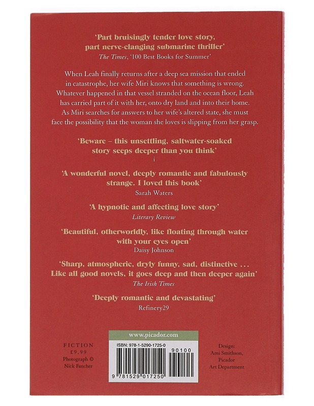 Our Wives Under the Sea - Julia Armfield - Romaanit ja novellit - 10105439843 - 1