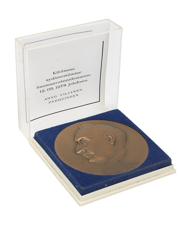 KULTATEOLLISUUS Arno Viljanen mitali - Koriste-esineet - 10105440524 - 0