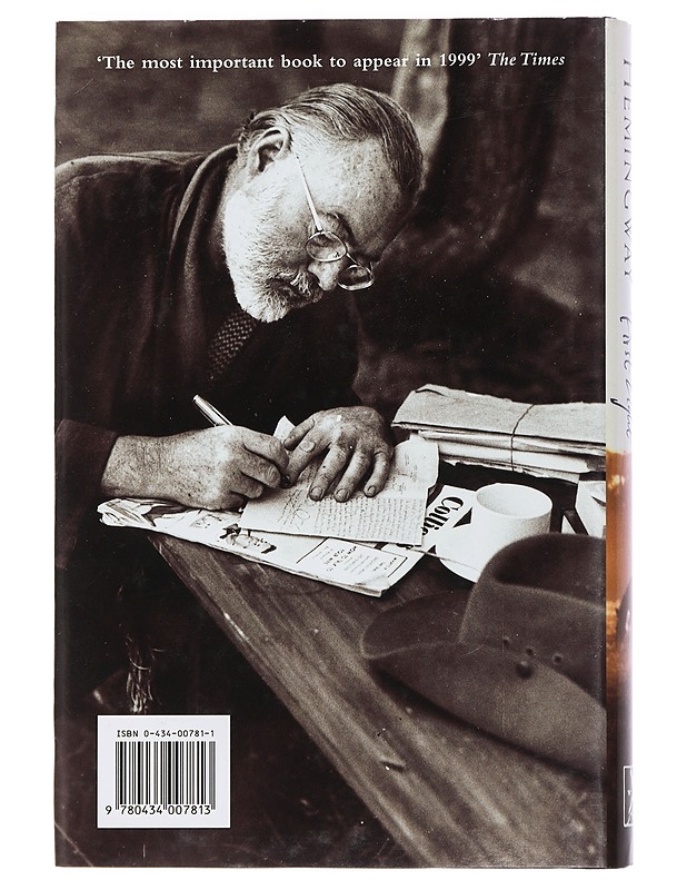 True att first light - Hemingway, Ernest - Elämäkerrat ja muistelmat - 10105441089 - 1