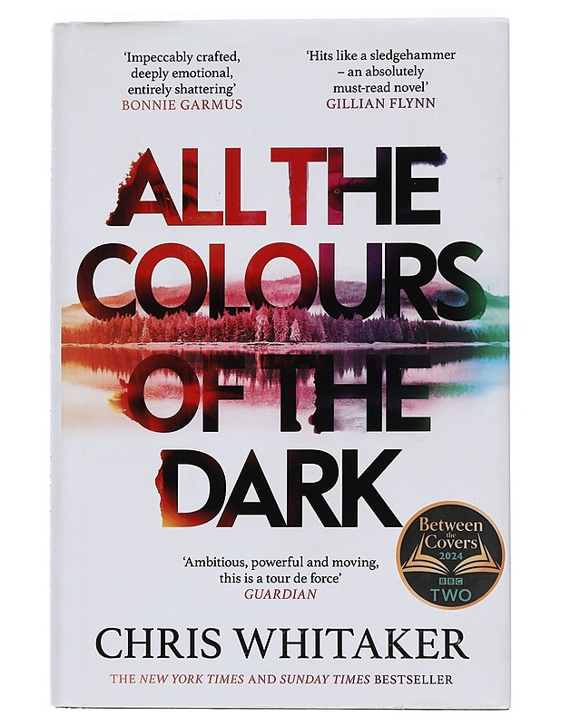 All the colours of the dark - Chris Whitaker - Romaanit ja novellit - 10105441732 - 0