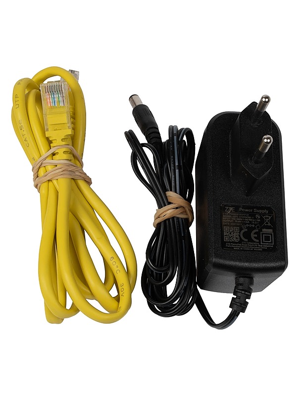 ZTE MC801A 5G reititin - Muu elektroniikka - 10105443716 - 2