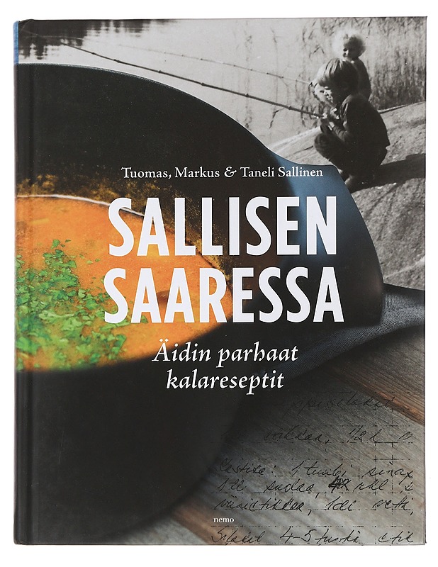 Sallisen saaressa : äidin parhaat kalareseptit - Sallinen, Tuomas - Ruokakirjat - 10105444171 - 0
