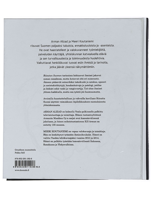 Riisuttu Suomi - Alizad, Arman - Elämäkerrat ja muistelmat - 10105444919 - 1