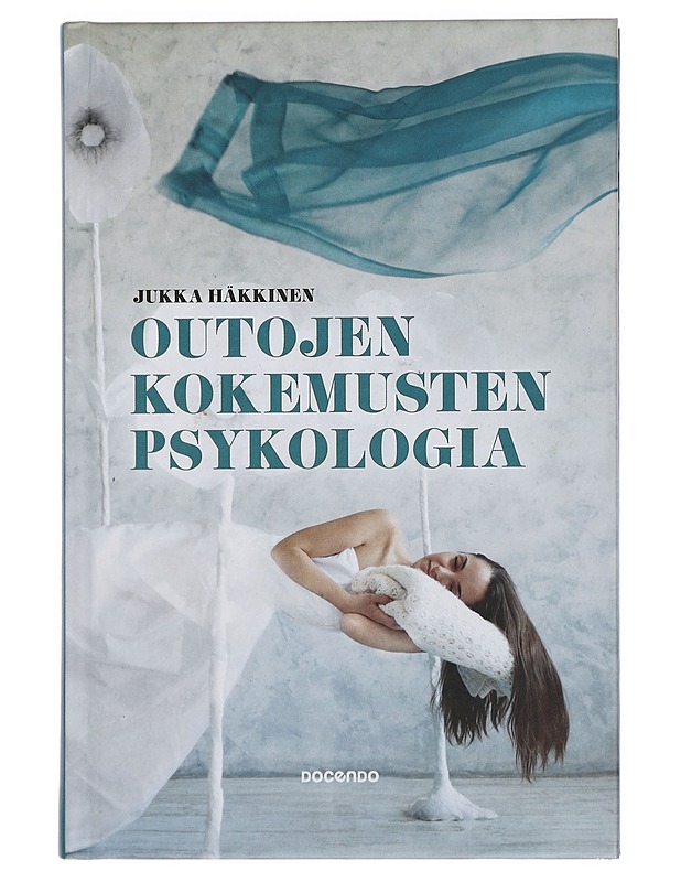 Outojen kokemusten psykologia - Jukka Häkkinen - Tietokirjat ja oppaat - 10105445183 - 0
