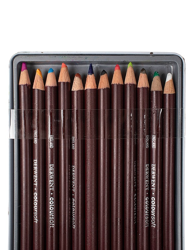 DERWENT Coloursoft puuvärikynät peltirasiassa, 12 kpl - Askartelu - 10105447051 - 2