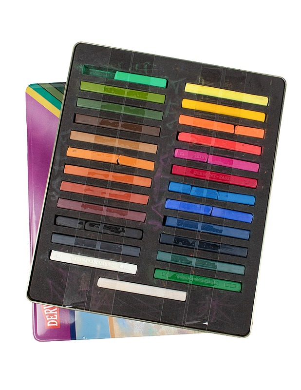 DERWENT pastelliliidut, 24 kpl - Askartelu - 10105447077 - 1