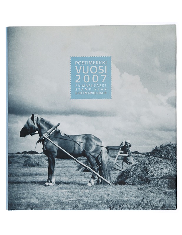 Postimerkkivuosi 2007 = Frimärksåret = Stamp Year = Briefmarkenjahr - Hämäläinen, Mariitta - Tietokirjat ja oppaat - 10105447161 - 0