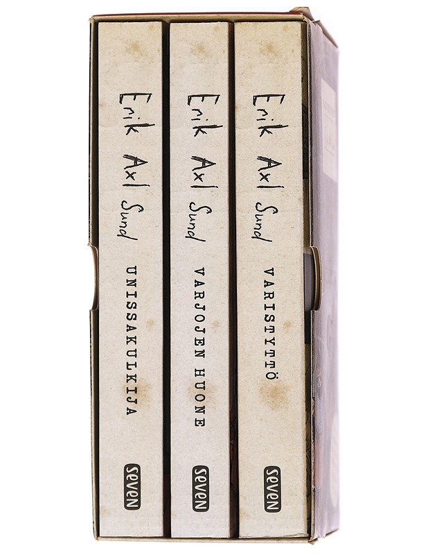 Varistyttö/Varjojen huone/Unissakulkija-trilogia - Sund, Erik Axl - K-18 - Jännitys ja dekkarit - 10105447413 - 0