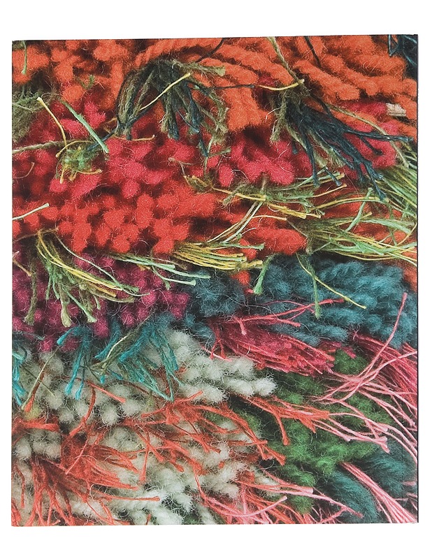 A Ryijy e?lo? hagyoma?nya : a finn szo?nyeg 1707-2012 között : Tuomas Sopanen gyu?jteme?nye = The Ryijy lives on = Finnish Ryijy textiles 1707-2012 : from the collection of Tuomas  - Historiakirjat - 10105447664 - 1