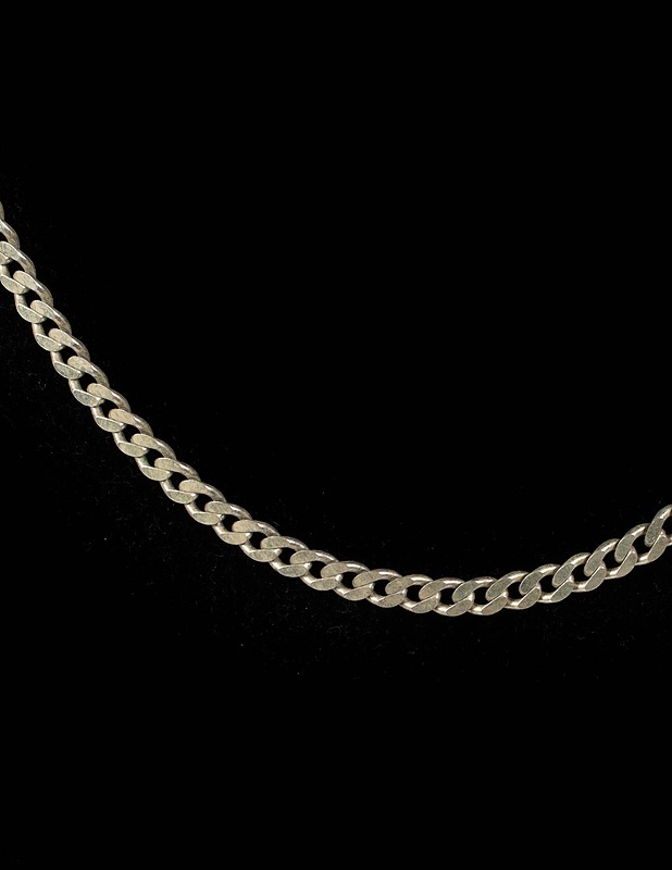 Hopeinen panssariketju - Korut - 10105448351 - 1