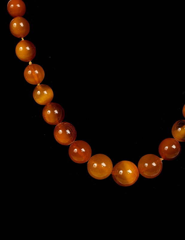 Meripihka kaulakoru - Korut - 10105448758 - 1