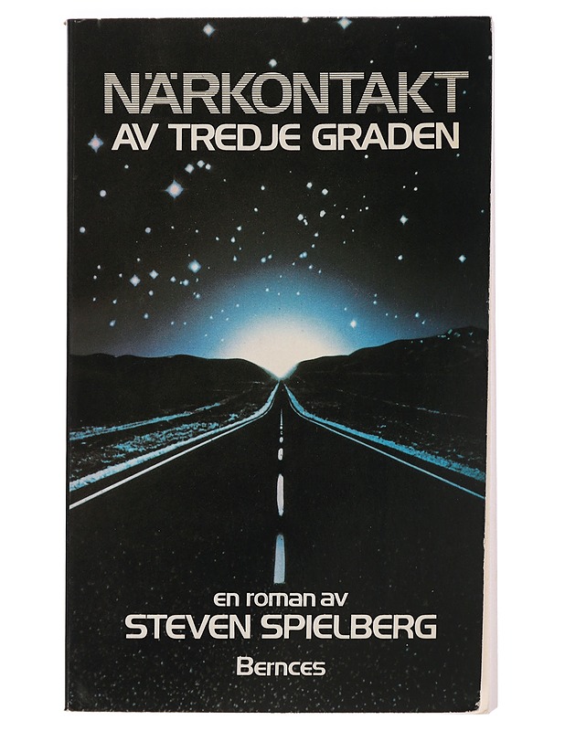 Närkontakt av tredje graden - Spielberg, Steven - Romaanit ja novellit - 10105451014 - 0