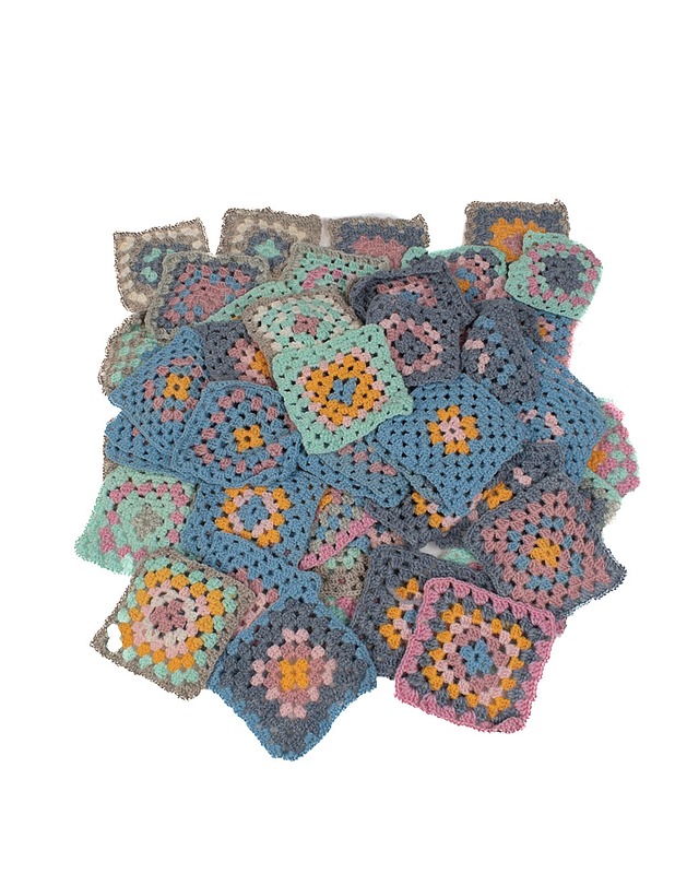 Isoäidin neliöt, 64 kpl - Käsityö - 10105451321 - 0