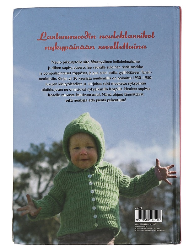 Pienten pukimet : nostalgisia neuleohjeita vauvoille ja taaperoille - Savikko, Sari - Tietokirjat ja oppaat - 10105452432 - 1