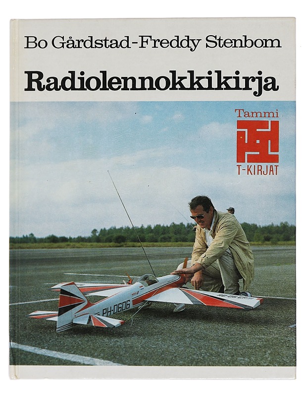 RADIOLENNOKKIKIRJA - GÅRDSTAD, BO - Tietokirjat ja oppaat - 10105454918 - 0