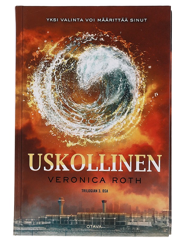 Uskollinen - Roth, Veronica - Fantasia- ja scifi - 10105455723 - 0