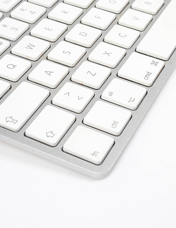 APPLE Wireless näppäimistö - Tietokoneet - 10105456902 - 1