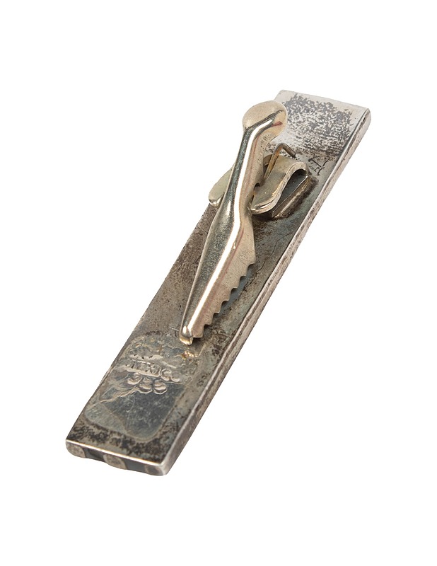 Hopeinen solmiopidin - Korut - 10105458767 - 1