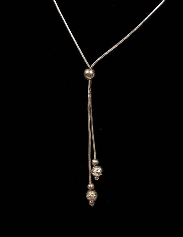 Hopeinen korusetti, 3 osaa - Korut - 10105460101 - 1