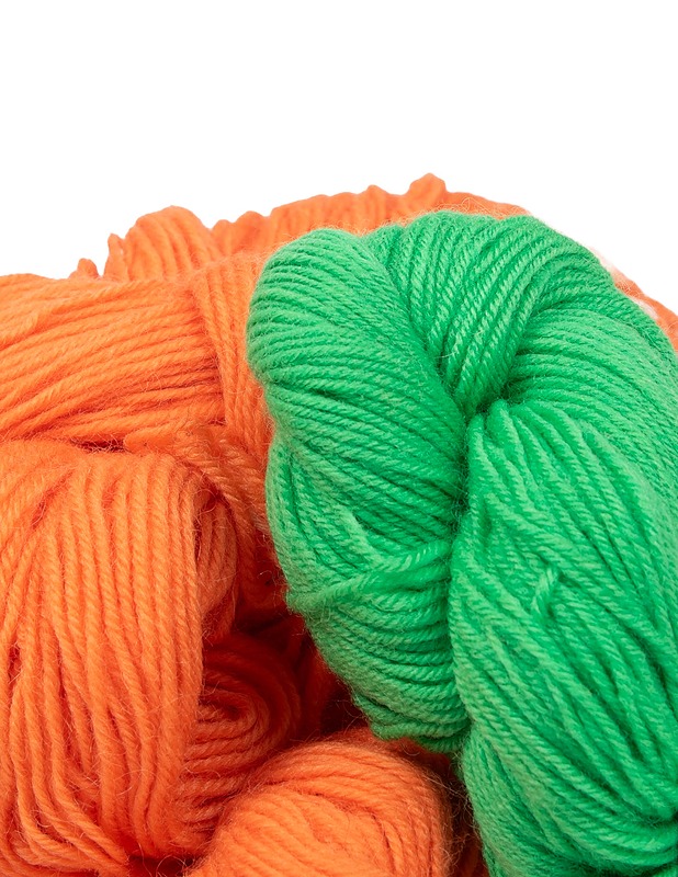 Neulelanka, 316 g - Käsityö - 10105460309 - 1