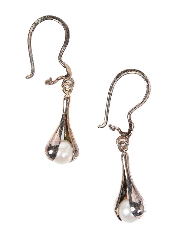 KULTASEPÄT SALOVAARA/KALEVI SARA Pisara korvakorut - Korut - 10105461335 - 1