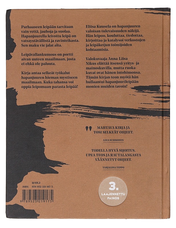 Leipävallankumous : hapanjuuren paluu - Kuusela, Eliisa - Ruokakirjat - 10105461857 - 1